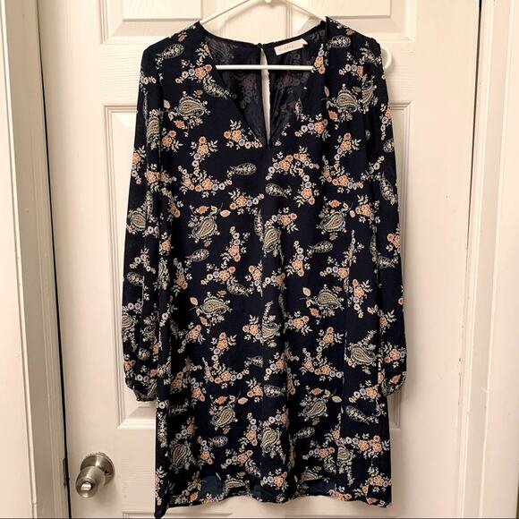Lush dark floral long sleeve shift dress - Picture 1 of 6